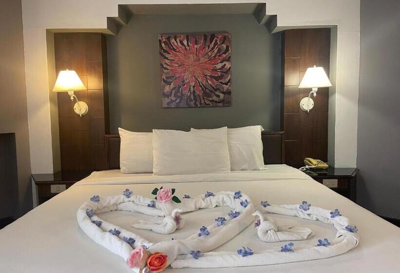 Семейный Номер, Songphanburi