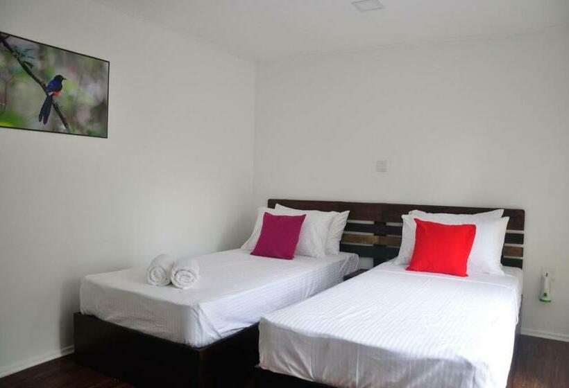 חדר סטנדרט עם מרפסת, The Backwaters Lodge