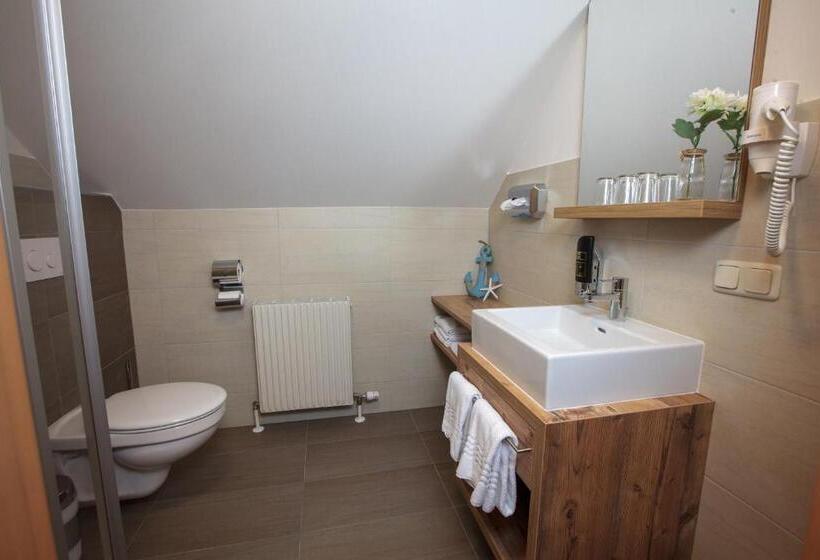 패밀리 룸, Pension Pirkdorfer See