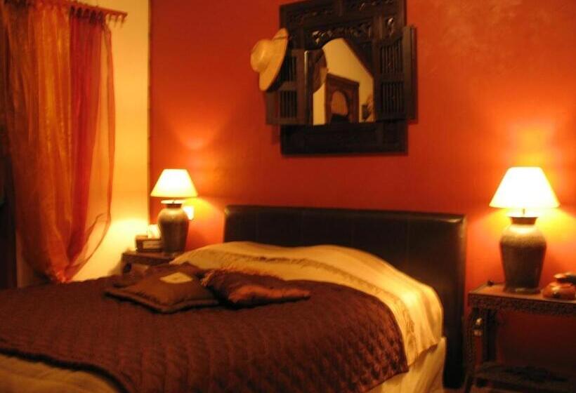 Номер Стандарт, La Chaussee D Olivet En Mayenne