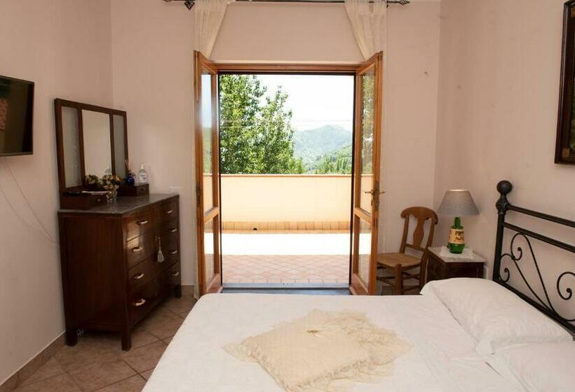 스탠다드 트리플 발코니 룸, Villa Cerasiello