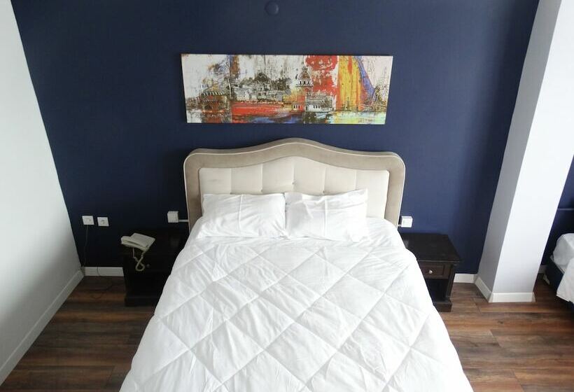 Triple Room Sea View, Yakamoz Otel