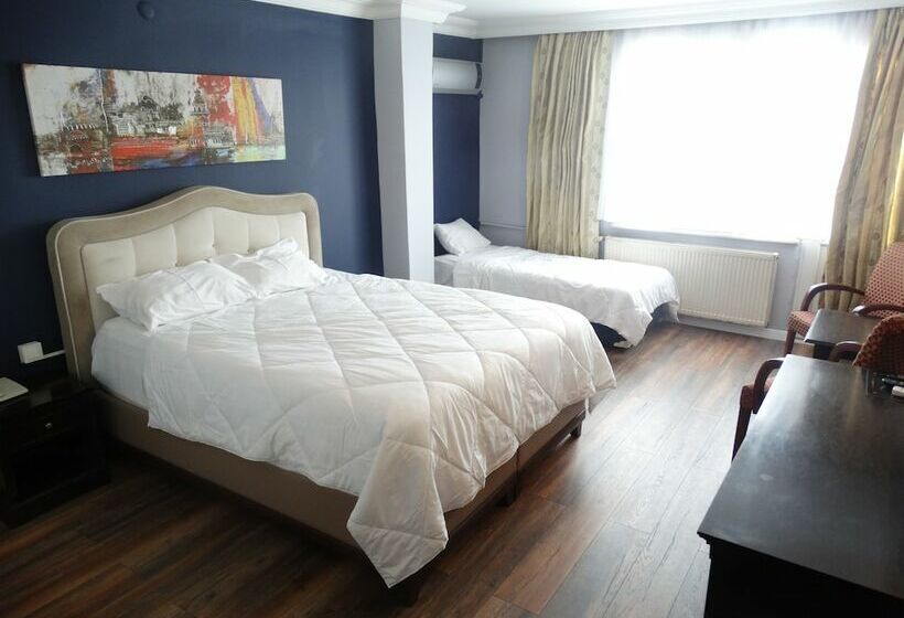 Triple Room Sea View, Yakamoz Otel