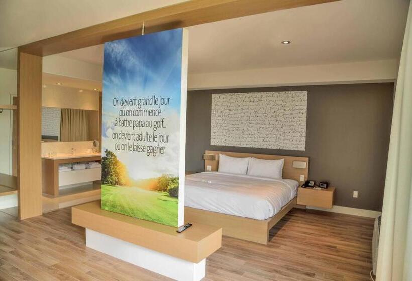 스위트 킹사이즈 침대, La Cache Du Golf