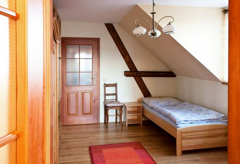 Апартаменты Comfort 3 Спальни, U Prejzků