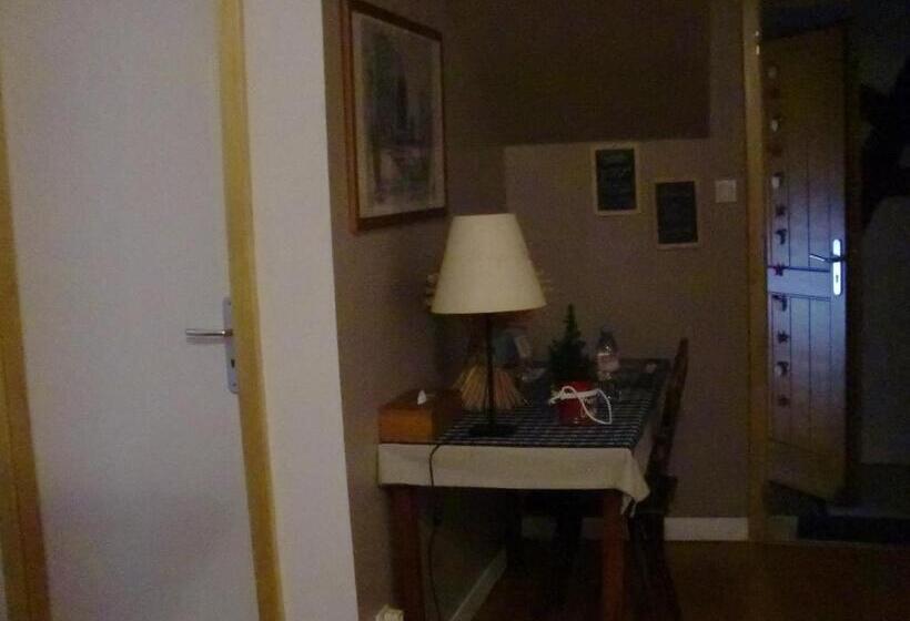 غرفة قياسية سرير كينج, Chambres D Hôtes Chez Loulou Et Caramel