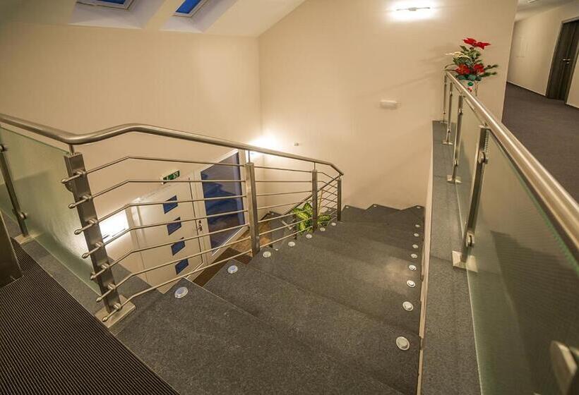 غرفة قياسية, Die Kulturscheune In Schilde