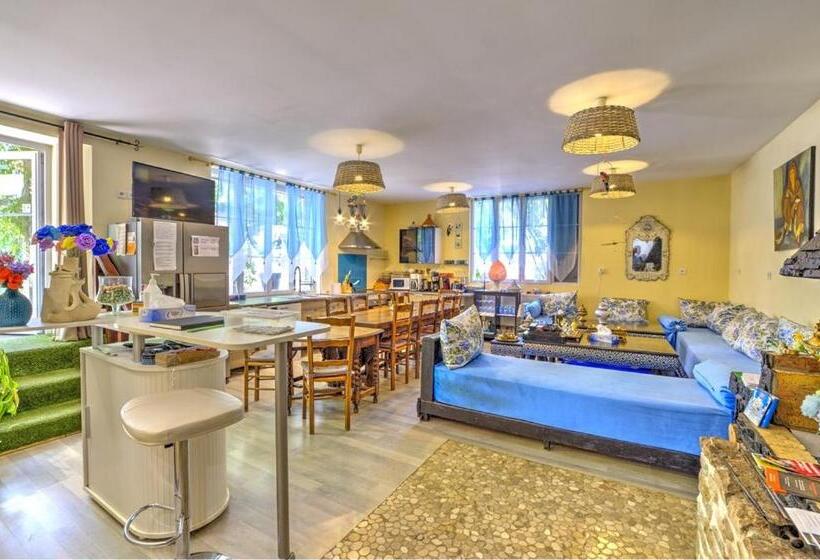 Номер Стандарт, L'amarre Aux Anges