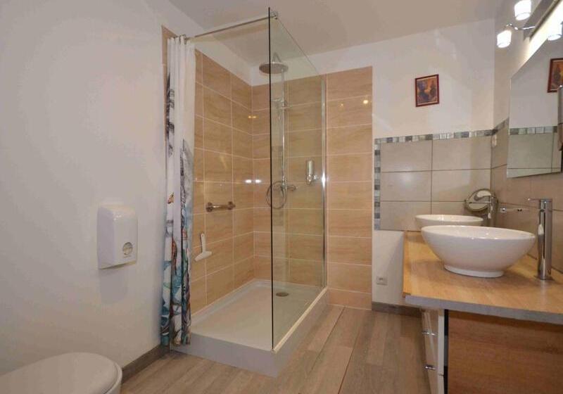 Дом 1 Спальня, L'amarre Aux Anges