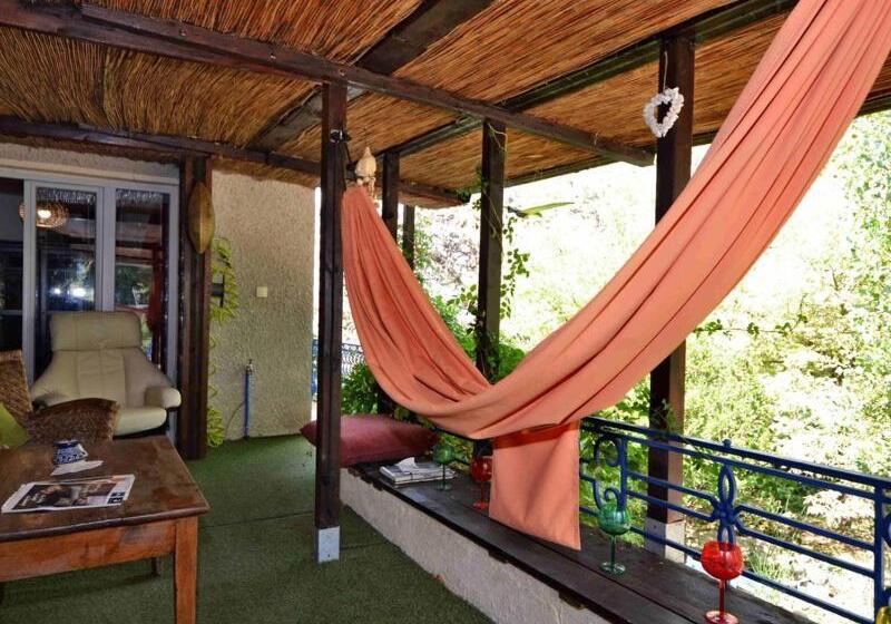 Дом 1 Спальня, L'amarre Aux Anges