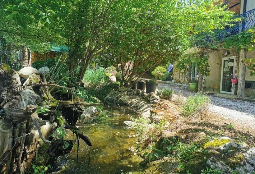 Дом 2 Спальни, L'amarre Aux Anges