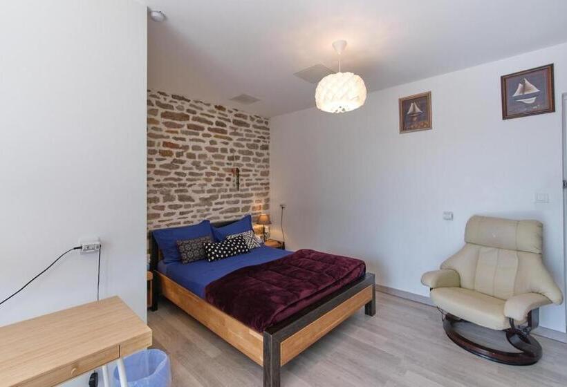 Номер Стандарт Адаптированный для Инвалидов, L'amarre Aux Anges