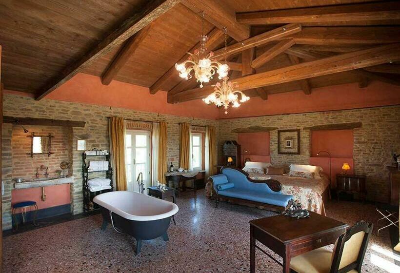 Люкс с Террасой, Tenuta Bricchi