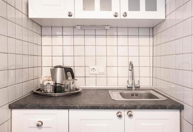 סוויטת ג'וניור, Huttenmuhle Hillscheid