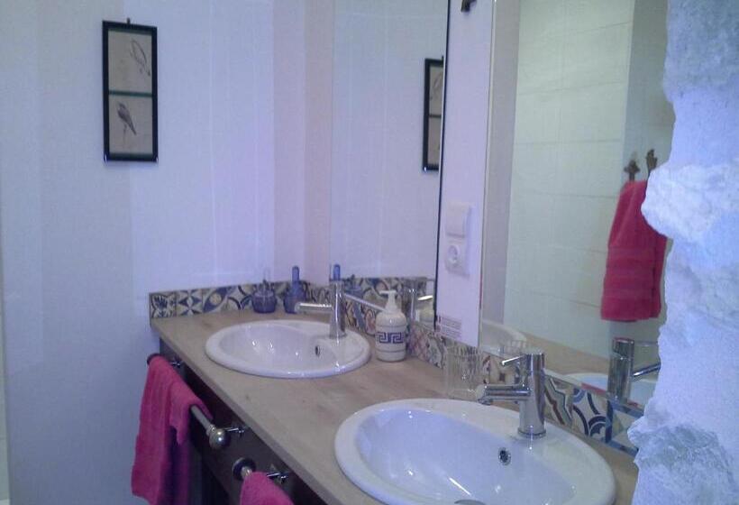 家庭房带园景, Le Logis De Ruelle