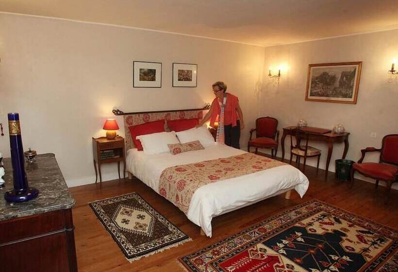 标准间, Le Logis De Ruelle