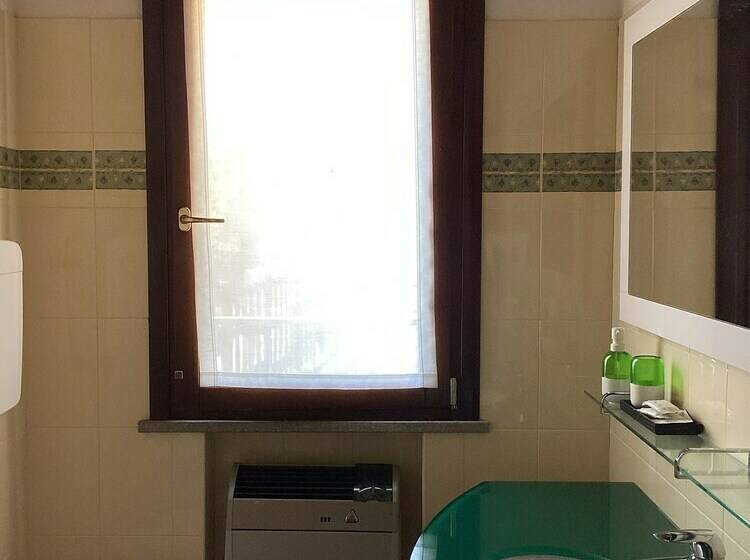 شقة ديلوكس غرفة نوم واحدة, Ristorante Locanda Le Due Querce