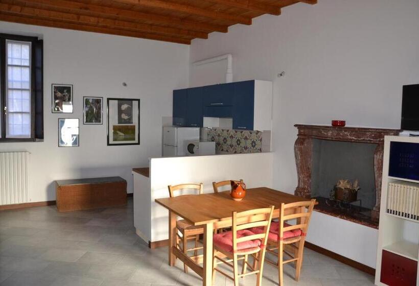 דירת חדר בקומת קרקע, Cascina Scanna