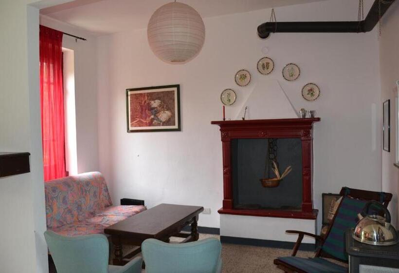 דירת שני חדרים, Cascina Scanna