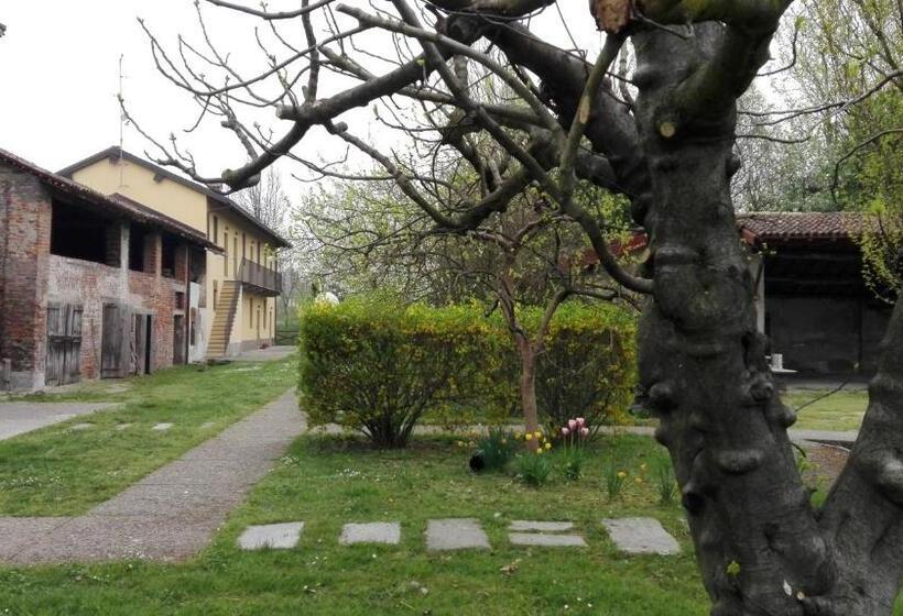 דירת שני חדרים, Cascina Scanna