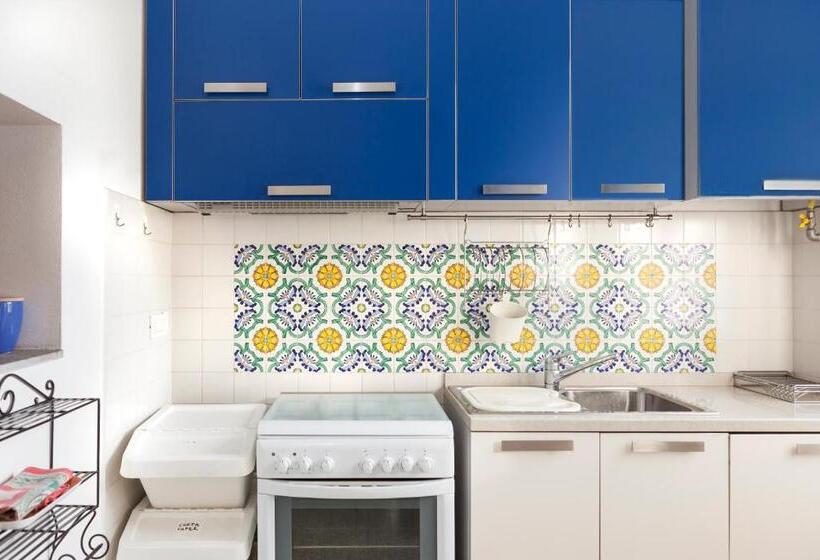 דירת שני חדרים, Cascina Scanna