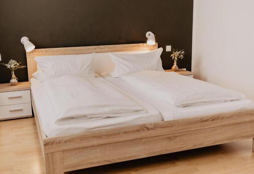 スタンダードルーム, Fahrhaus Kollmar