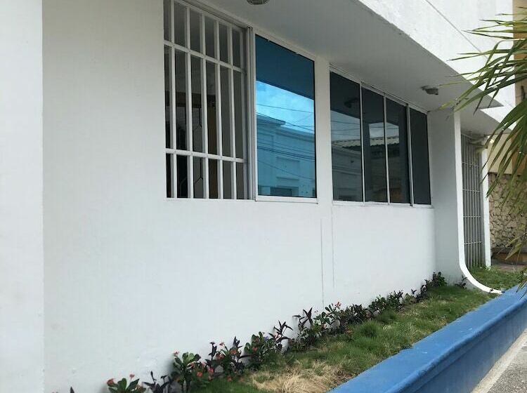 اتاق کلاس بیزنس, Marseille