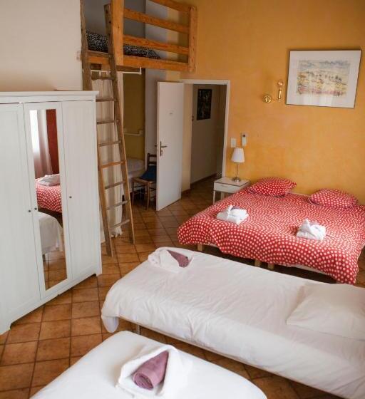 Семейный Номер, Auberge De La Vallee