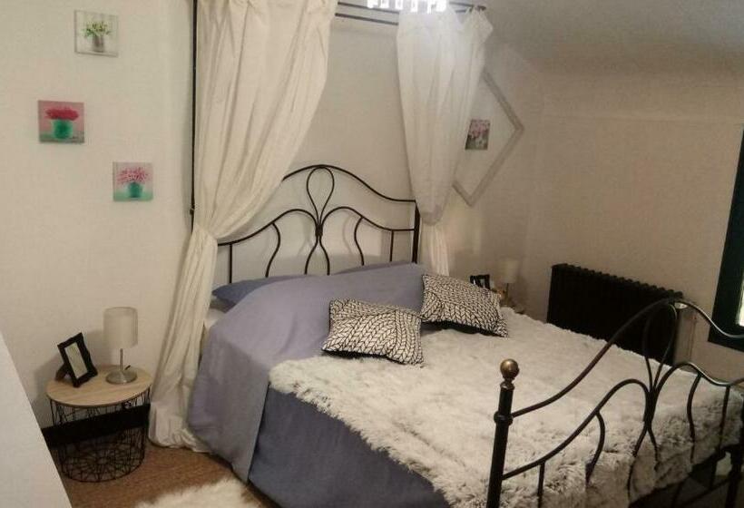 جناح غرفتين نوم, Les 2 Granges Chambre D Hôtes