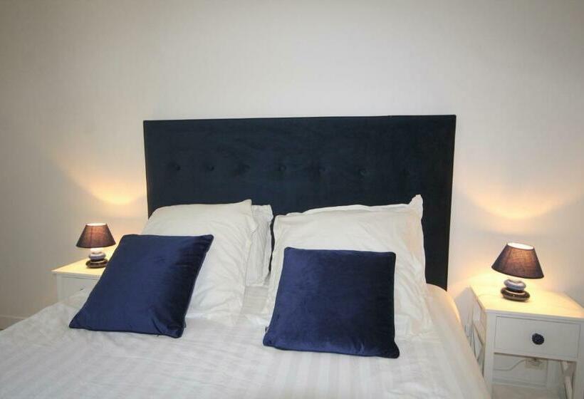 חדר סטנדרט נוף לבריכה, Le Clos De Chaussy