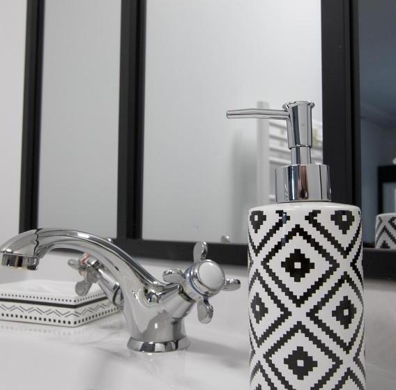 חדר סטנדרט נוף לבריכה, Le Clos De Chaussy