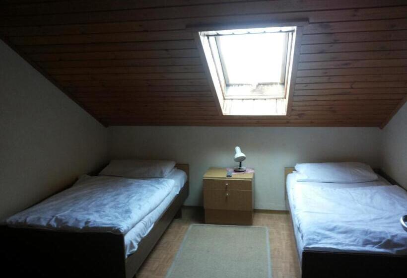 스탠다드 룸, Pension Loffler