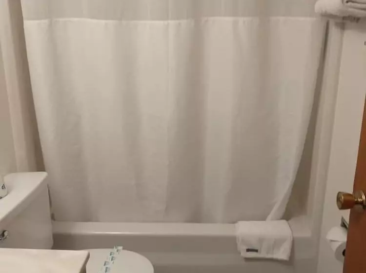 2ダブルベッドのスタンダードルーム, Sauk River Inn & Suites, A Travelodge By Wyndham