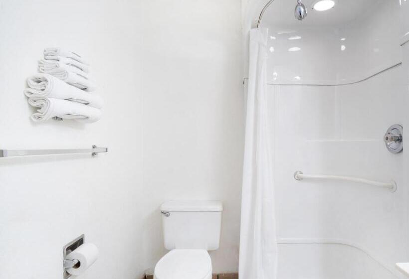 스탠다드 룸 킹사이즈 침대, Budgetlodge