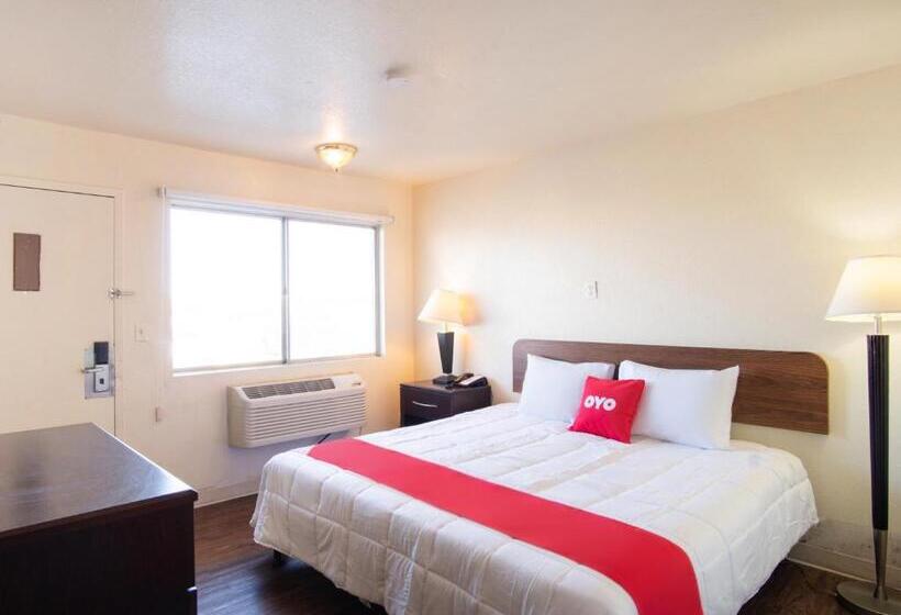 스탠다드 룸 킹사이즈 침대, Budgetlodge