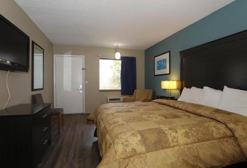 适合残疾人士使用的带超级大床的标准间, Executive Inn Panama City Beach