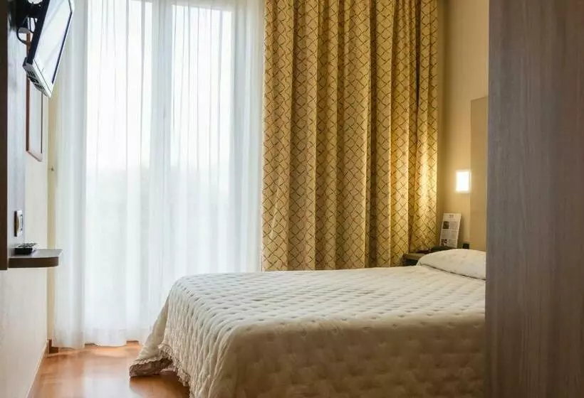 اتاق استاندارد یک نفره, Grande Albergo