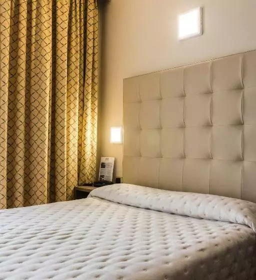 اتاق استاندارد یک نفره, Grande Albergo