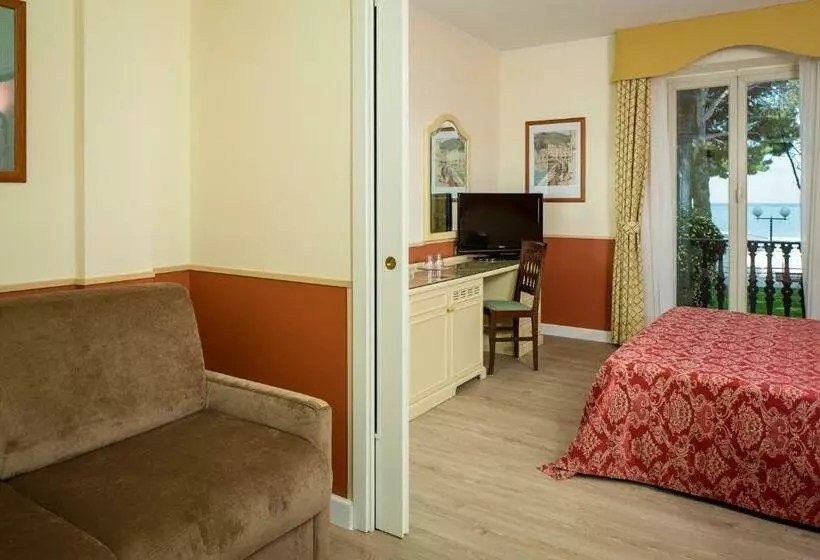 سوییت جونیور, Grande Albergo