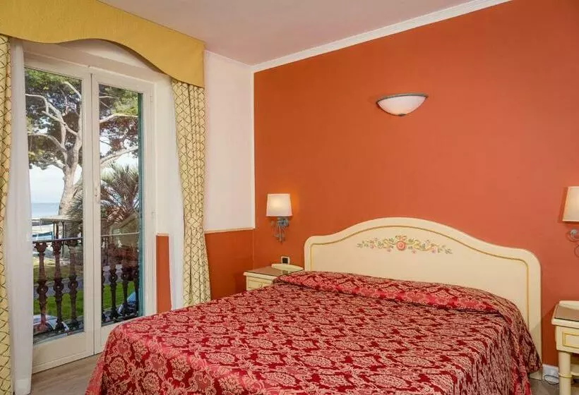 سوییت جونیور, Grande Albergo