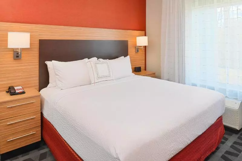 اتاق خانوادگی, Grande Albergo