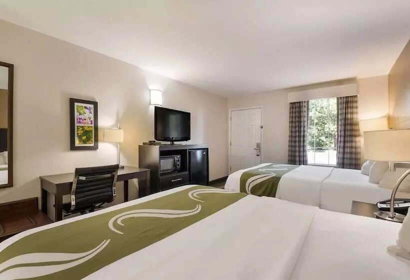 ２ダブルベッドのスタンダードルーム, Quality Inn Decherd / Winchester