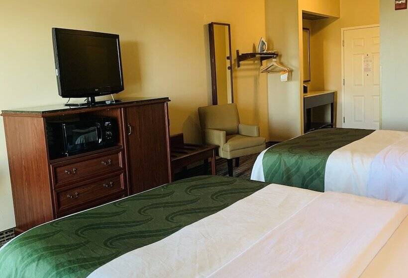 带2个双人床的标准工作室, Quality Inn Palm Bay  Melbourne I95