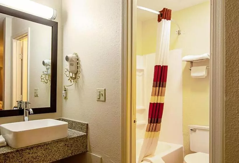 キングサイズベッドのスーペリアルーム, Red Roof Inn Scottsburg