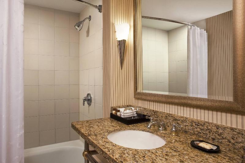 스탠다드 룸 킹사이즈 침대, Sheraton Atlantic City Convention Center