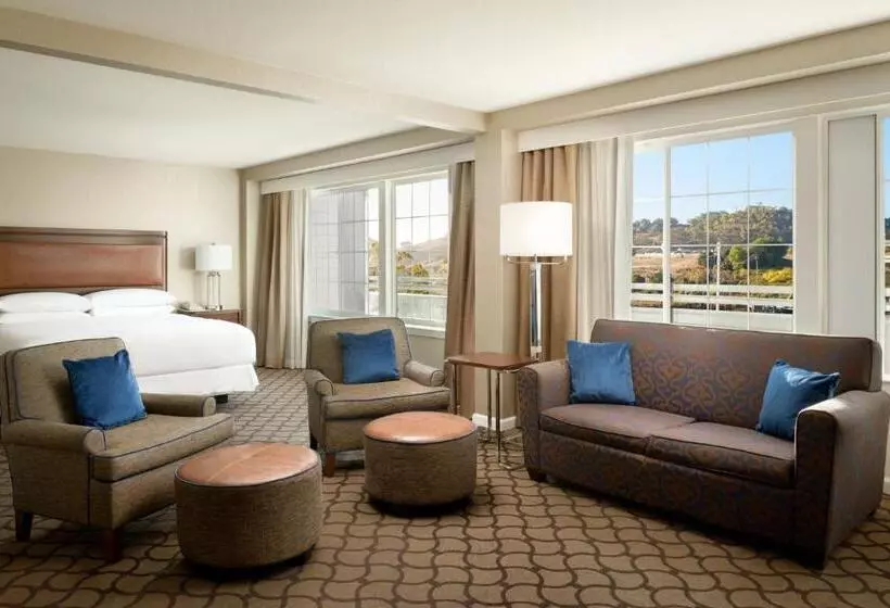 سوئیت اجرایی با تخت کینگ, Sheraton Sonoma Wine Country Petaluma