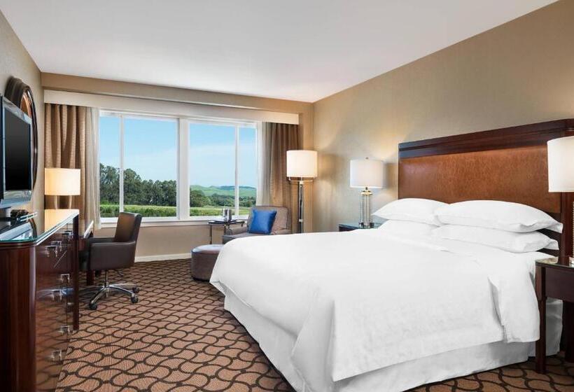 غرفة قياسية سرير مزدوج, Sheraton Sonoma Wine Country Petaluma