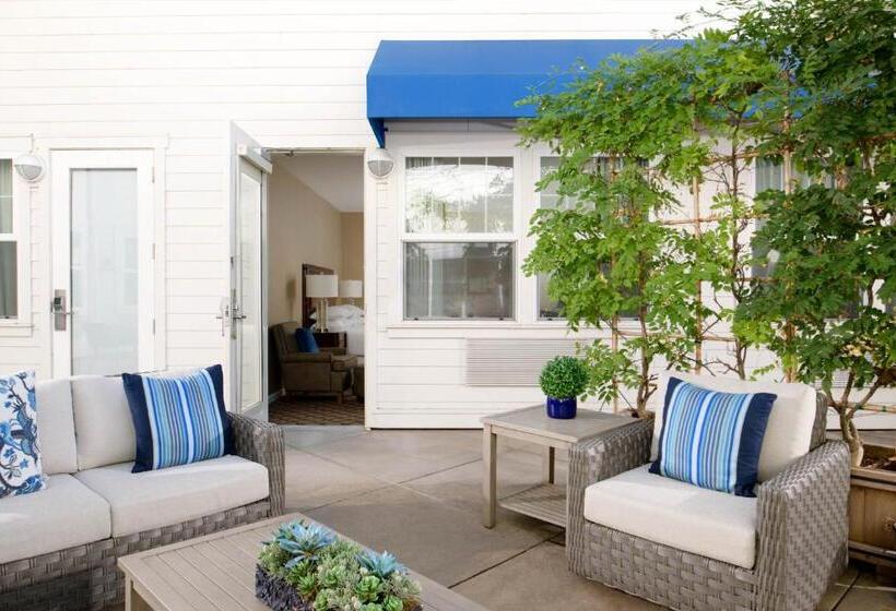 Номер Deluxe Вид на Сад, Sheraton Sonoma Wine Country Petaluma