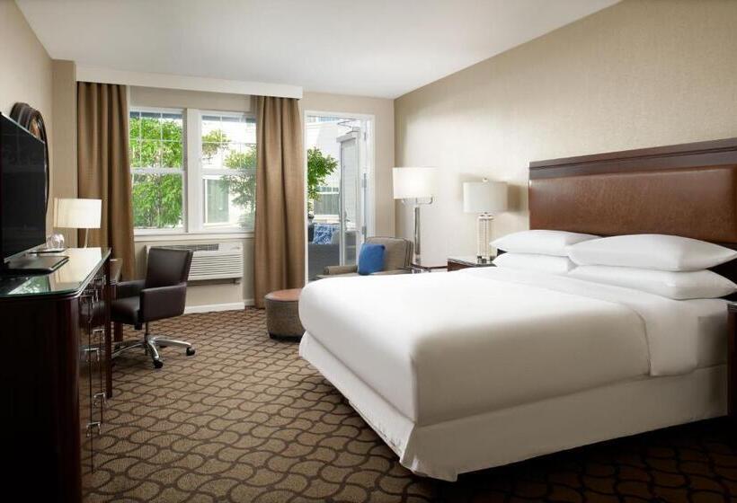 غرفة ديلوكس مطلّة علي الحديقة, Sheraton Sonoma Wine Country Petaluma