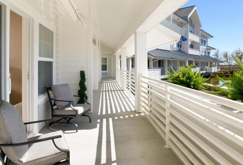 Номер Deluxe Кровать Кинг, Sheraton Sonoma Wine Country Petaluma